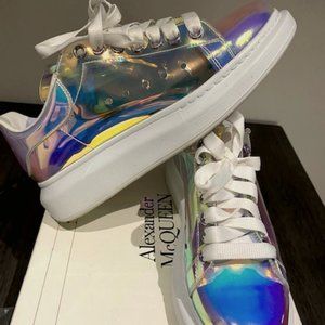 Alexander McQueen Oversized Holographic/Iridescent